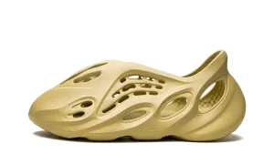 adidas Yeezy Foam RNNR Sulfur